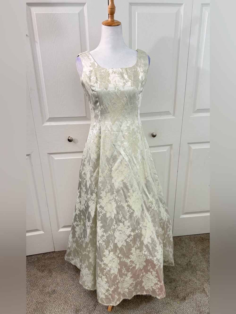 Scott McClintock Vintage Ivory Floral Brocade Ball Gown Formal Dress Size 6